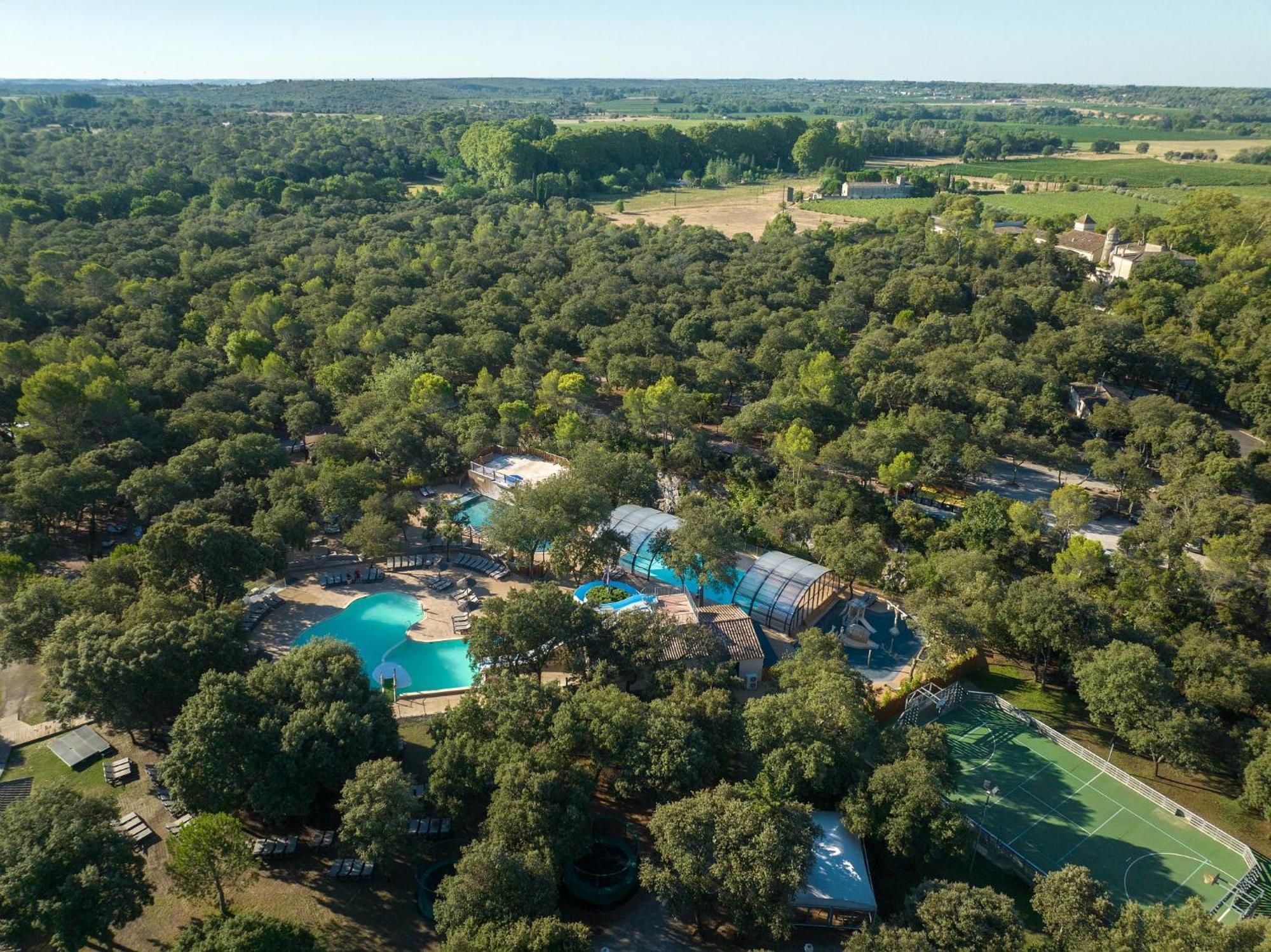 Camping Les Pres Du Roi Sommieres Exterior photo