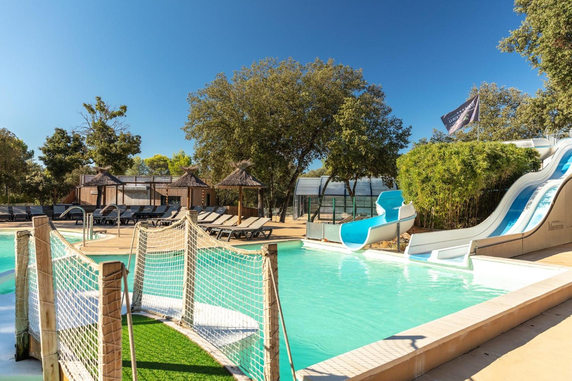 Camping Les Pres Du Roi Sommieres Exterior photo