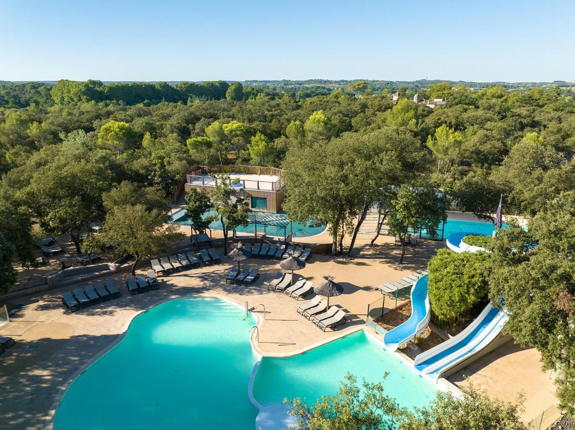 Camping Les Pres Du Roi Sommieres Exterior photo