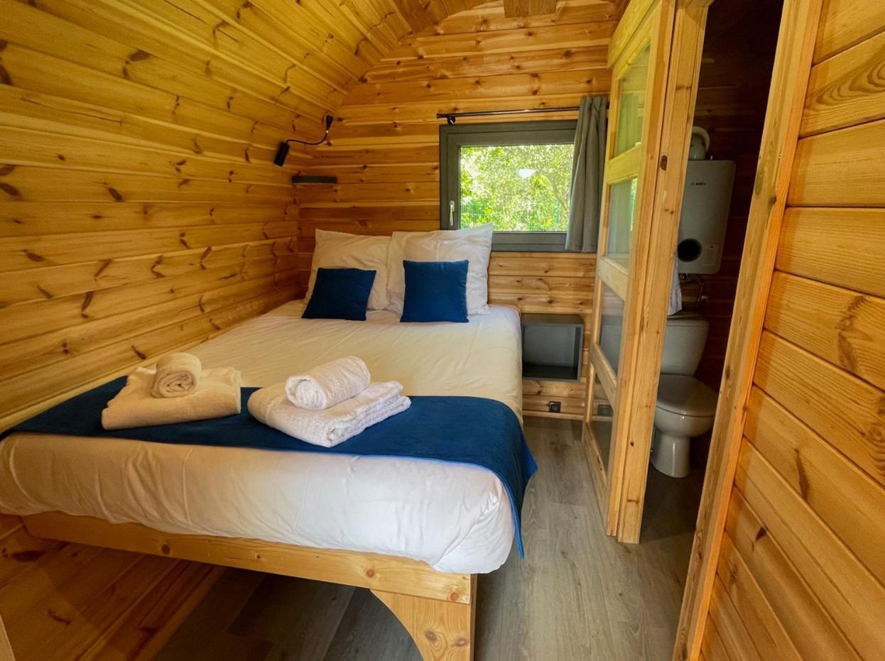 Camping Les Pres Du Roi Sommieres Room photo
