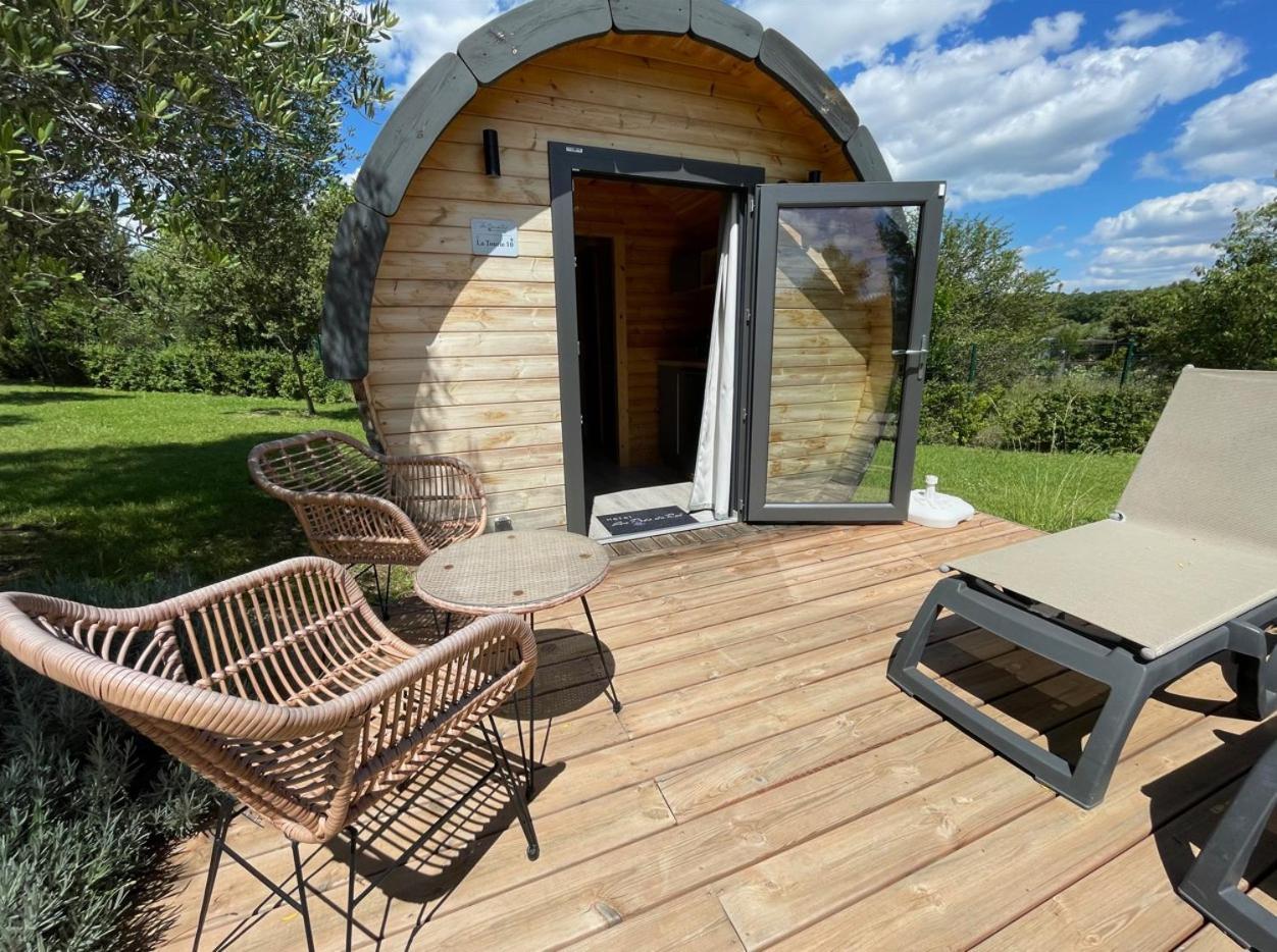Camping Les Pres Du Roi Sommieres Exterior photo